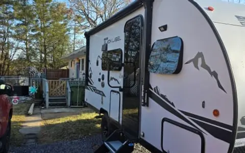 Allegewi Wolf | WVU Tailgate & Fall Hunting Basecamp