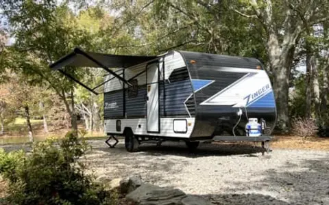NEW CAMPER! 2025 Crossroads Rv Bunker House