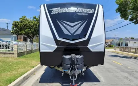 2021 Grand Design Momentum