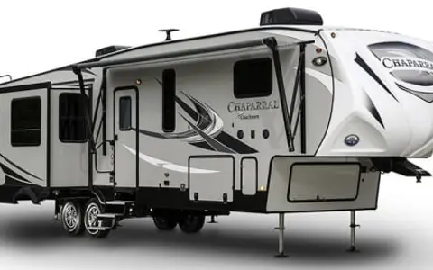 RARE 3 BED Coachmen Chaparral CHTN1605