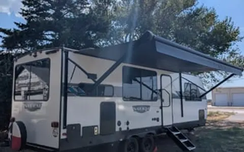 2024 Salem: Spacious Kitchen & Hidden Guest Room