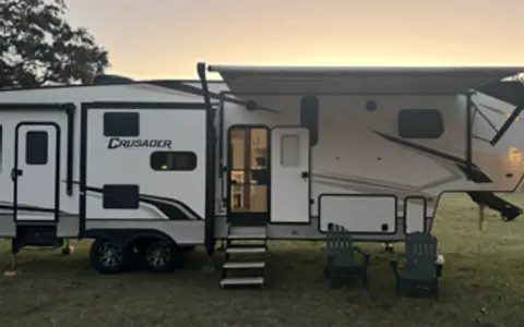 2022 Prime Time RV Crusader 395BHL