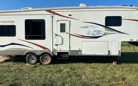 2008 Heartland Big Country 3300 RL