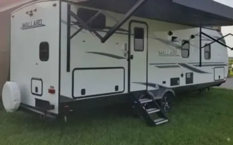 2021 Heartland  Mallard M251 bunk house