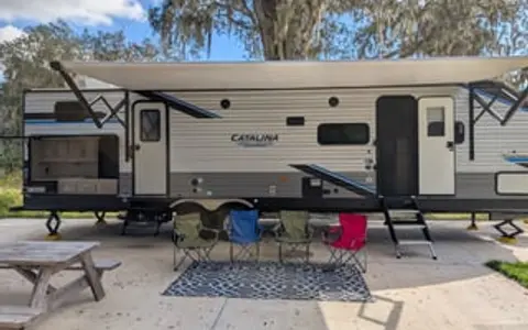 "Adventure Awaits: Cozy & Fun RV Rental!"