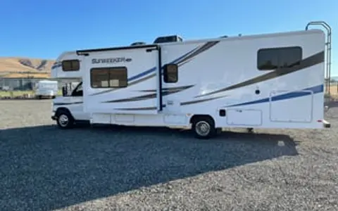 2020 32ft Class C Sun seeker Forester