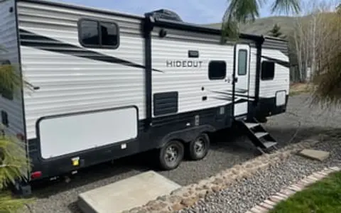 2021 Keystone RV Hideout 24BHWE