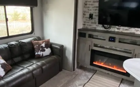 2021 Keystone Springdale Bunkhouse (Home is where you park it)