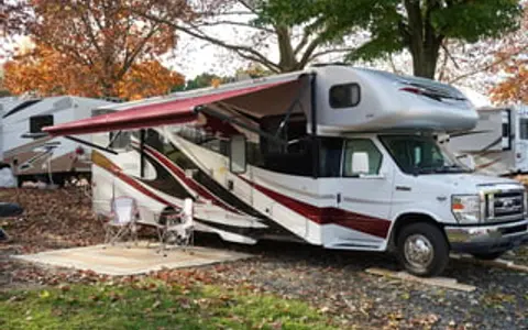 Itasca Impulse | Optional E-bikes and Trailers (2)