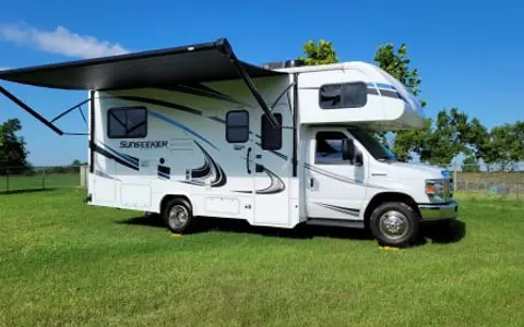 Our Family RV - 2019 Sunseeker