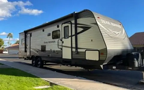 Heartland Trail Runner 28TH Toy Hauler