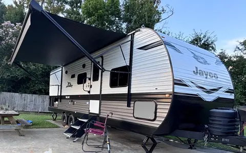 Jennifer's Jayco 261 BHS Travel Trailer