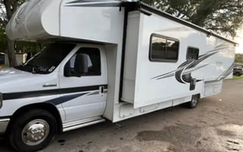 Freedom Adventure RV